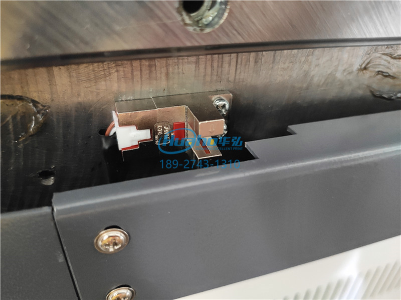 uv平板打印機(jī)金屬限位感應(yīng)器 uv平板打印機(jī)金屬限位感應(yīng)器