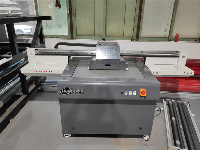 光明uv打印機(jī)多少錢一臺(圖1) 光明uv打印機(jī)多少錢一臺(圖1)