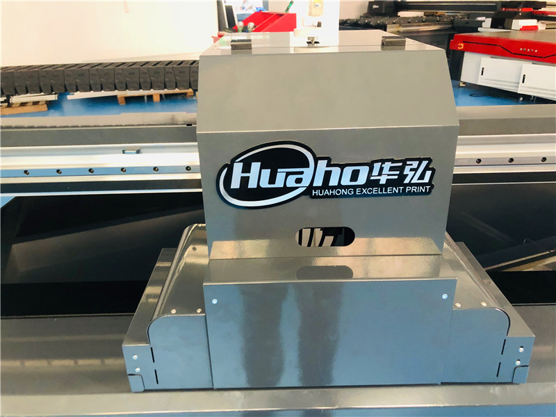 福田uv打印機(jī)噴頭(圖1) 福田uv打印機(jī)噴頭(圖1)